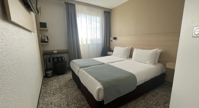 Двухместный номер Standard Sure Hotel by Best Western Bordeaux Lac