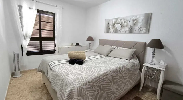 Apartment Edith - Ocean View Just Above the Beach, Prenota Appartamento Santiago del Teide Tenerife