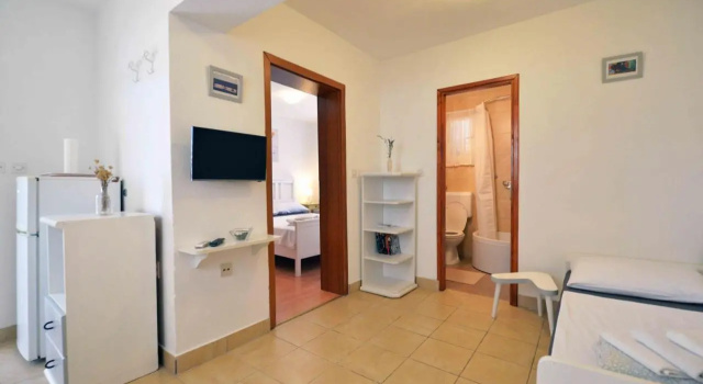 Apartment Stari Murter, Забронировать Апартаменты/квартира Муртер 