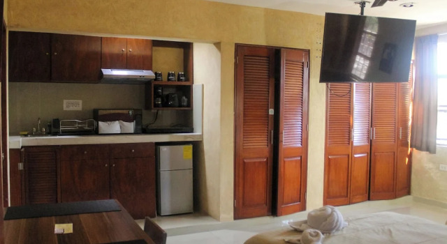 Полулюкс Hotel La Casona Real