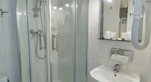 Двухместный номер Standard HOTEL PARIS PANAM-PERE LACHAISE-PLACE GAMBETTA-HOPITAL TENON-REPUBLIQUe