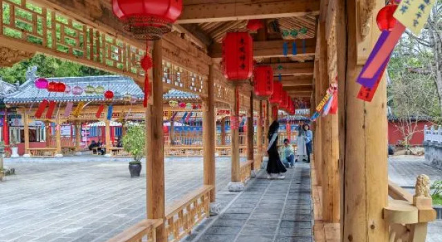 Mingzhu Hotel (Yanhupark Branch), Rezerwuj Hotel Hotele w Baoshan z parkingiem, Parking