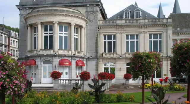 Апартаменты Appartement la Fontaine