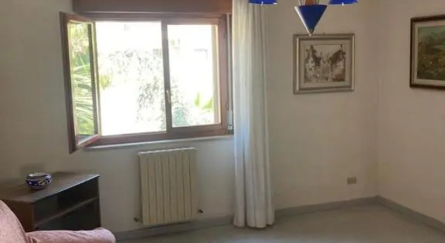 Appartamento 3 camere con parcheggio privato