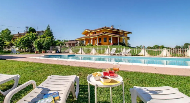 Студия Piemont Apartments