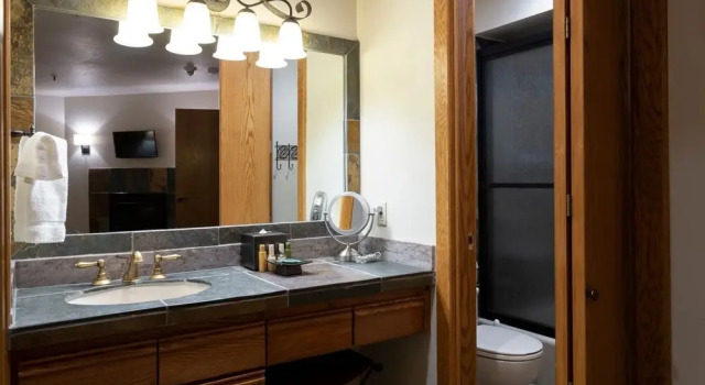 Номер Standard Pinnacle at Deer Valley Resort - Four Bedroom Condo with Hot Tub #1065 4 Condo