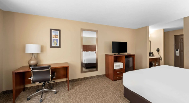 Двухместный номер Standard MainStay Suites El Centro I-8
