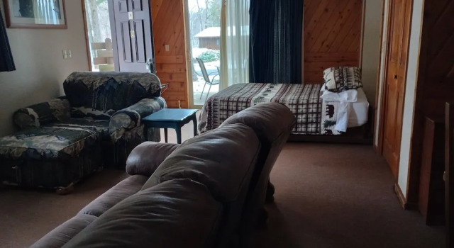 Четырёхместный номер Standard с видом на озеро Centerstone Resort Lake-Aire