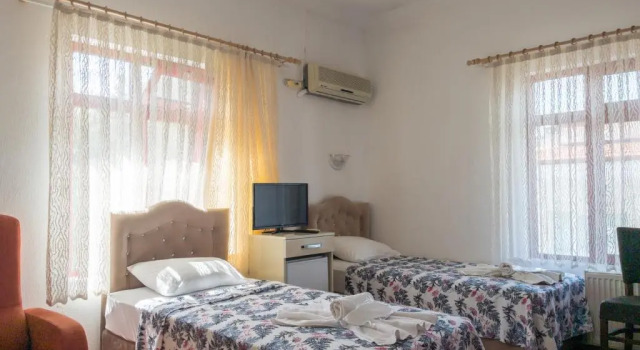 Семейный номер Standard с видом на сад Sözer Otel