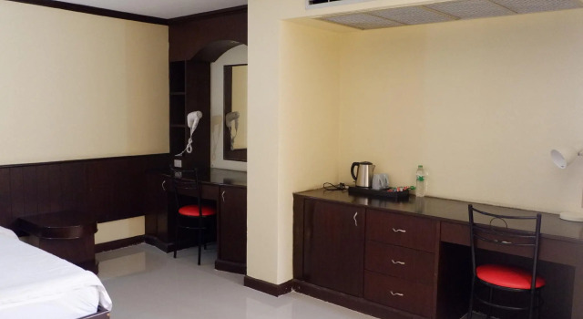 Люкс Auychai Grand Hotel