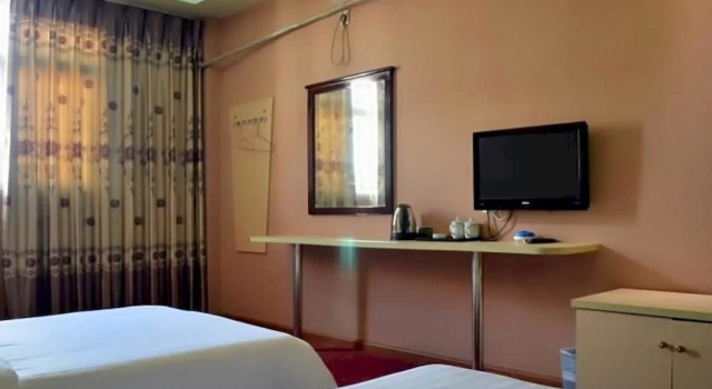 Shenghua Hotel, Buchen Sie Hotel Guandu Kunming, in der Nähe von Fude Station