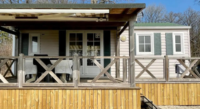 Jura mobile home, Забронировать Апартаменты/квартира Отели Бургундия-Франш-Конте с парковкой, Парковка