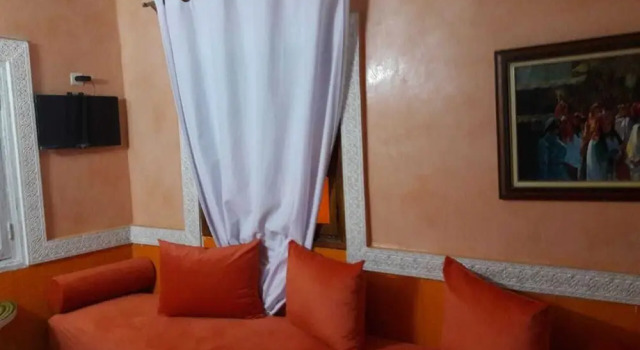 Hotel Aqdas, Забронировать Отель Отели Марракеш-Тенсифт-Эль-Хауз с парковкой, Парковка