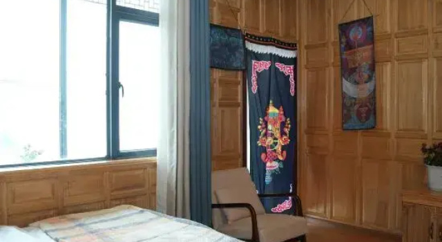 Люкс Deluxe Meiliyue Residential Homestay(Feilaisi Meili Snow Mountain Scenic Area Store)