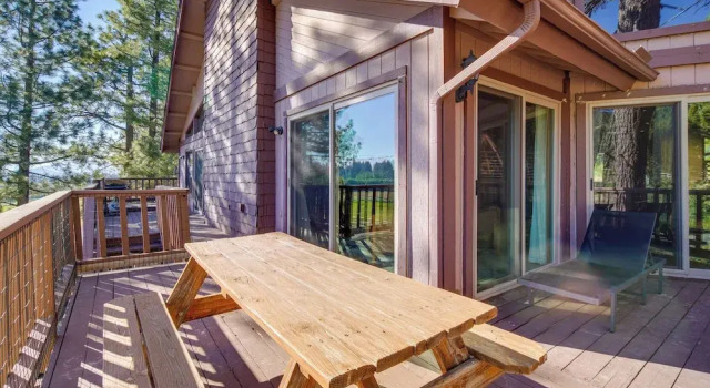 Коттедж Hot Tub & Game Room: Spacious Big Bear Lake Cabin