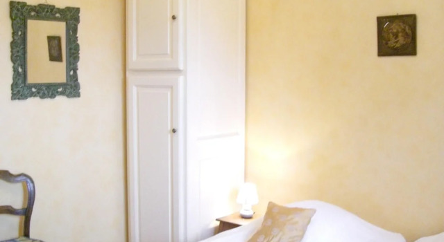 House With 4 Bedrooms in Cucuron, With Private Pool, Furnished Garden, Book Hotel Cucuron Luberon
