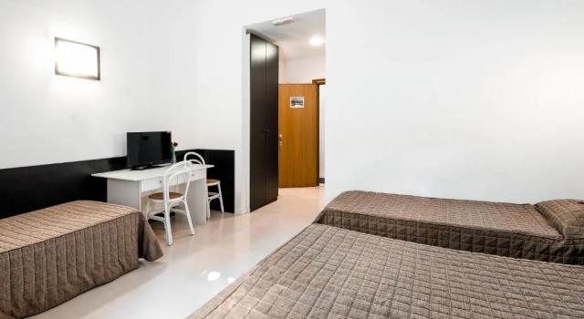Четырёхместный номер Standard Hotel Colucci