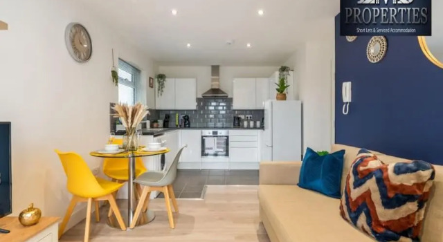 Апартаменты c 1 комнатой Stylish Southampton Abode