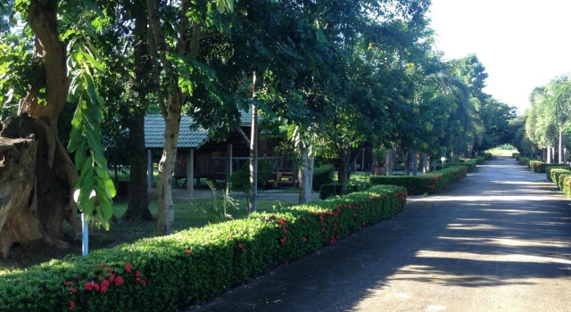 Sakthong Resort