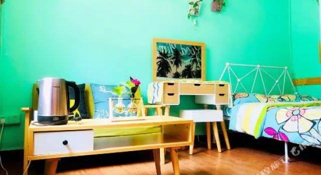Кровать в общем номере Changdao Youth Hostel