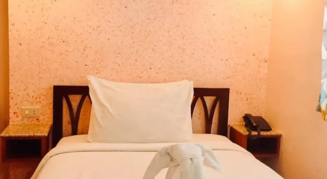 Одноместный номер Deluxe c 1 комнатой TINHAT Halal حلال Certified Boutique Hotel And Restaurant