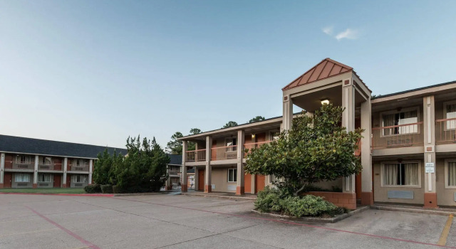 Quality Inn & Suites Lufkin, Rezervasyon Otel Lufkin Teksas