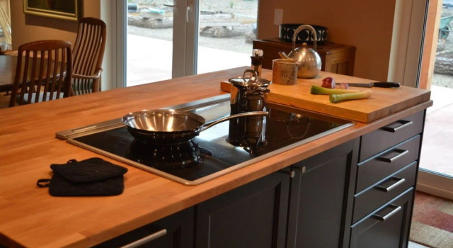 Tumblehome Farm B&B, Book Farm Stay Hornby Island British Columbia
