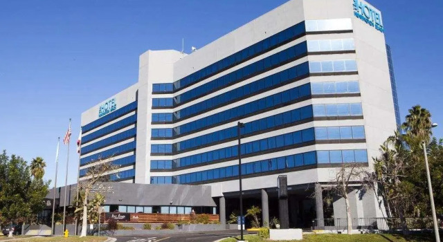 Четырёхместный номер Premier Hotel Huntington Beach