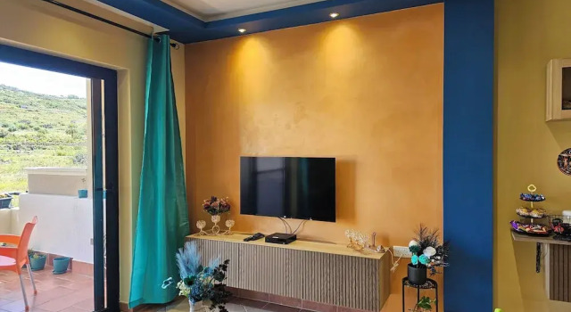 Country View Apartment