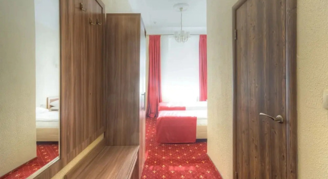 Den i Noch khostel Kitai-Gorod, Prenota Hotel Mosca Russia