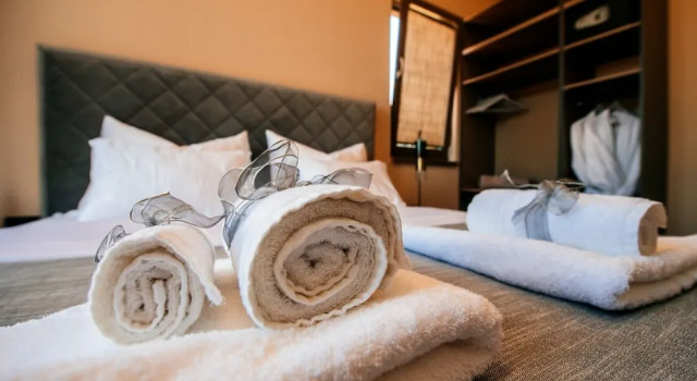 Апартаменты Royal Dedaj Resort - Villa Almaro with Heated Pool