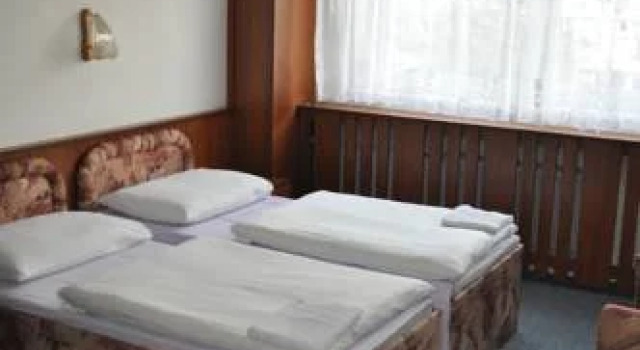 Hotel Morávka, Забронировать Отель Отели Брно 3 звезды, 3*
