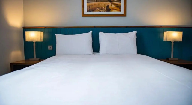 Двухместный номер Superior Highfield Hotel By Greene King Inn