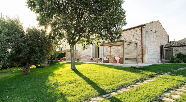 Beautiful Country Villa With Private Infinity Pool Surrounded by Olive Trees