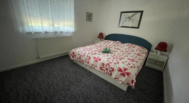 Frankie Holiday Apartment III, Buchen Sie Ferienwohnung Part Somogy
