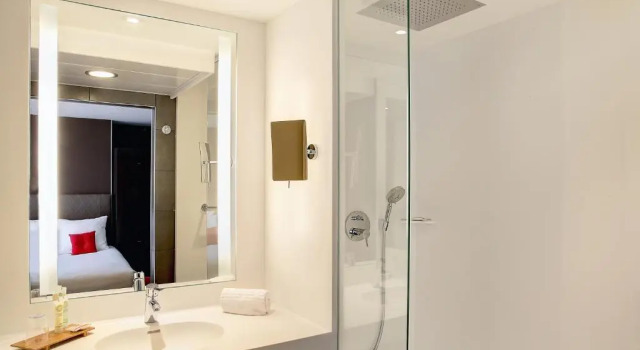 Одноместный номер Standard Best Western Premier de La Poste & Spa