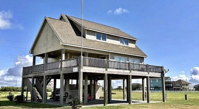 Fay House 3 Bedrooms 2 Bathrooms Home, Book Hotel Bolivar Peninsula Houston