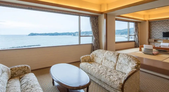 Номер Deluxe Mikazuki Sea-Park Hotel Katsuura