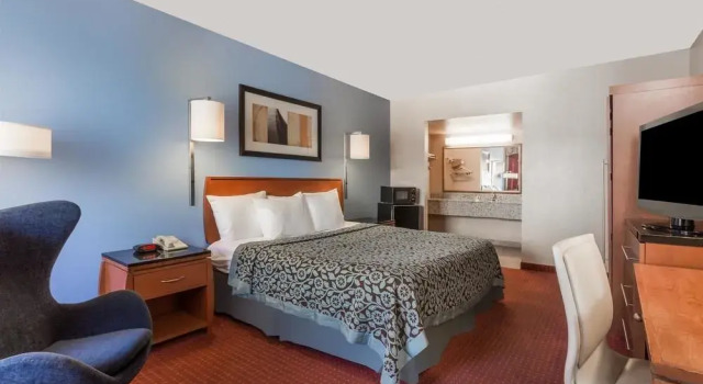 Days Inn & Suites Mesa