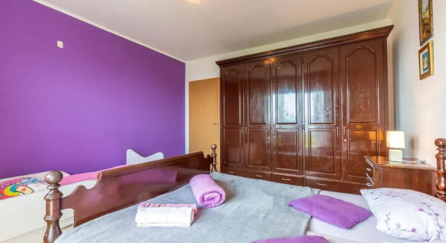 Nice Apartment in Duce With 2 Bedrooms and Wifi, Rezerwuj Apartament Duće Split Region