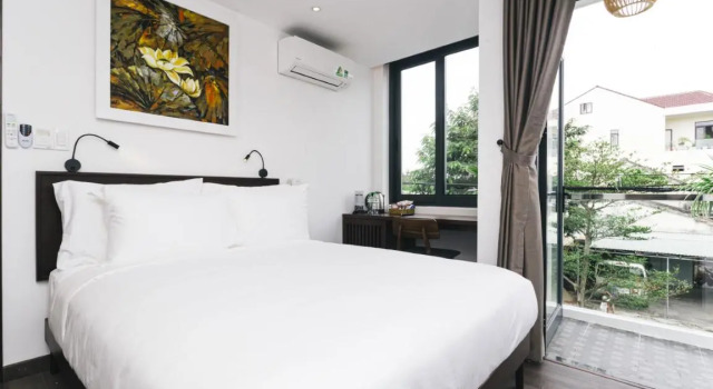 Двухместный номер Deluxe с балконом Le Petit Villa Hoi An
