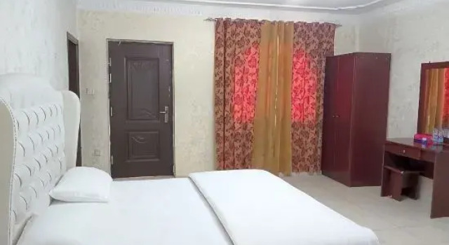 Студия Executive Gulf Hotel Apartment