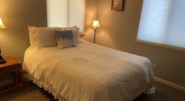Napoonala Haven 3 Bedroom Condo by Redawning, Book Hotel Hoteller i Kingsbury med pool, Swimmingpool