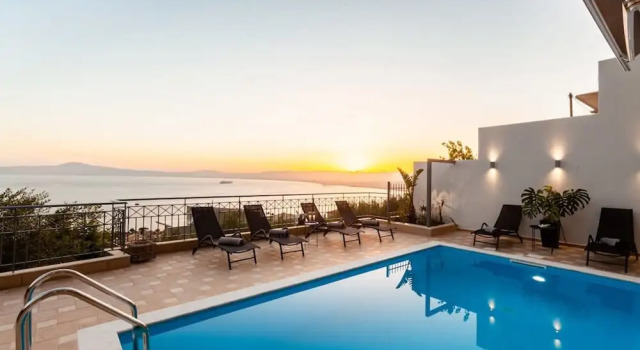 Вилла Aigli Luxury Villa - Seaview Panoramic Retreat