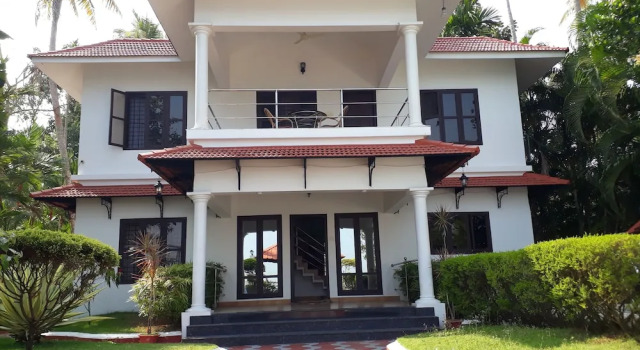 V Resorts The Backwater Rhapsody, Book Hotel Hoteller i Muhamma med parkering, Parkering