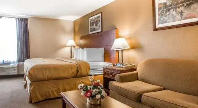 Люкс Quality Inn & Suites Middletown - Franklin