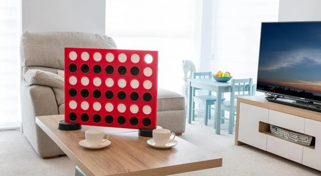 Modern Apartment in Deganwy With Parking