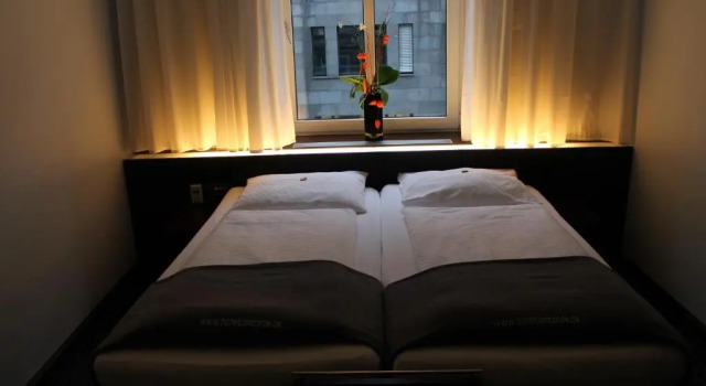 Трёхместный номер Standard Hotel Concorde