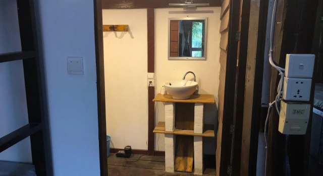 Кровать в общем номере Malibu Hostel