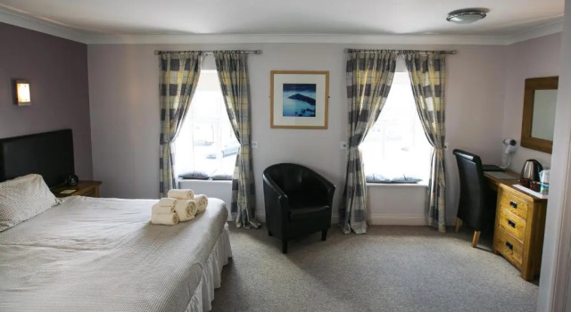 Номер Executive The Coach House Hotel